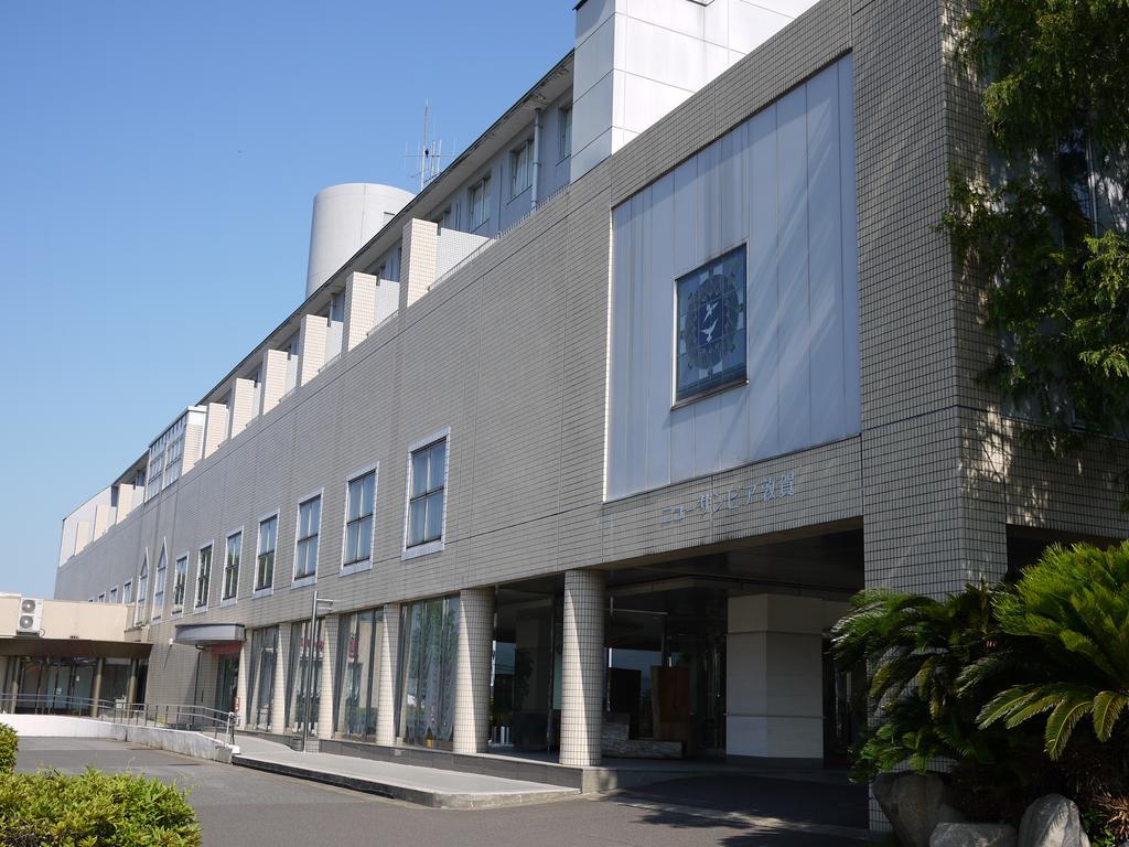 New Sunpia Tsuruga Hotel Buitenkant foto